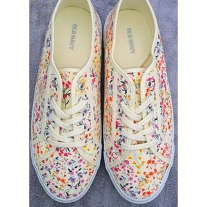 Super cute floral canvas sneakers from Old Navy